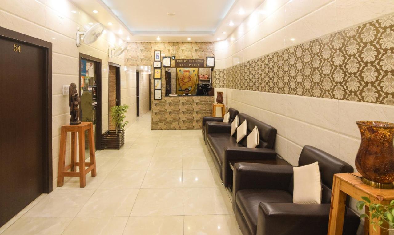 Hotel Varuna Varanasi Exterior foto