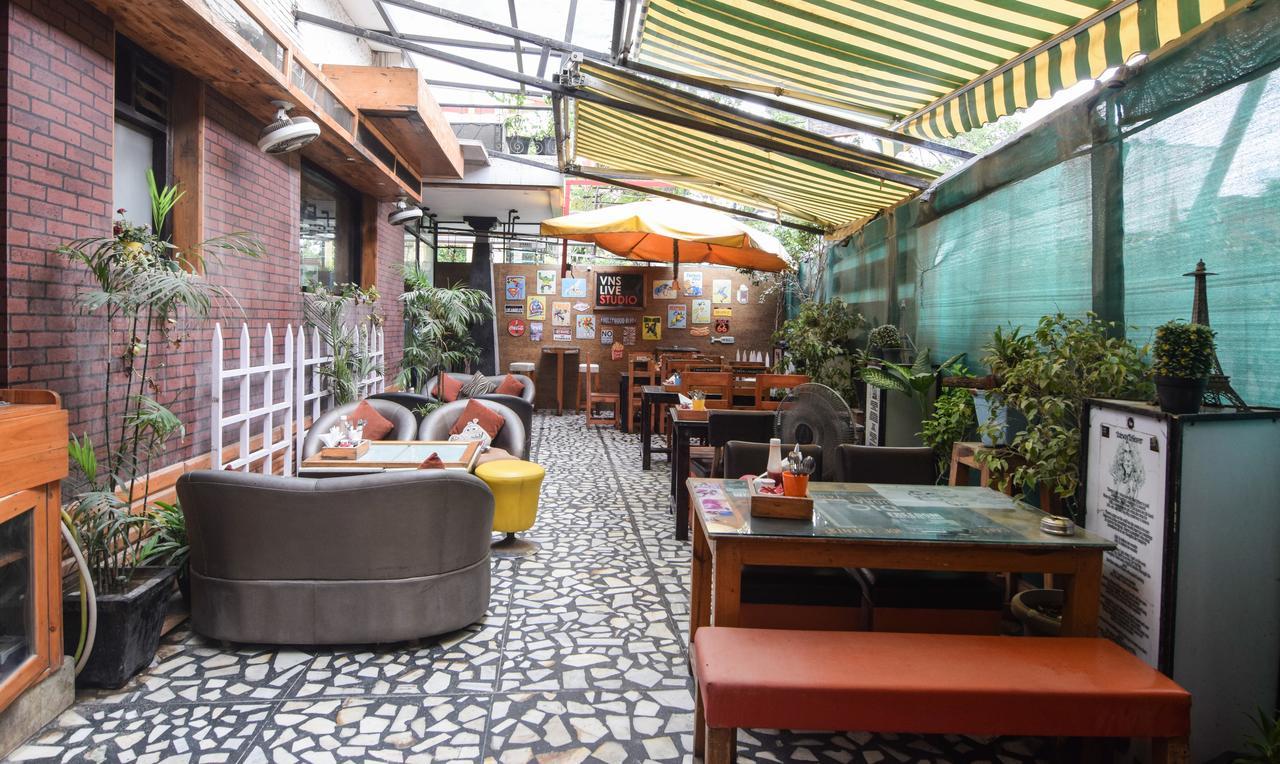 Hotel Varuna Varanasi Exterior foto